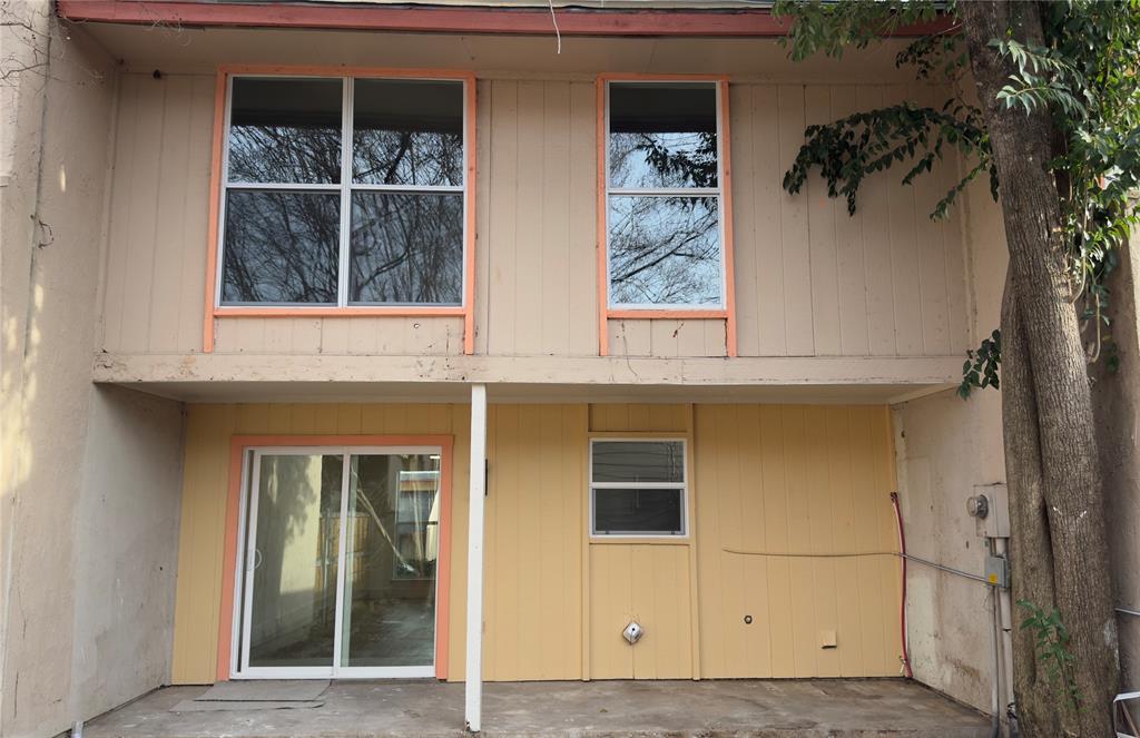 Centre Villa - Residential