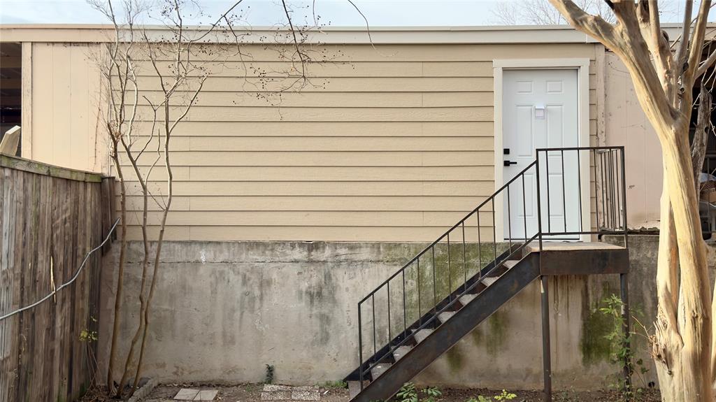 Centre Villa - Residential