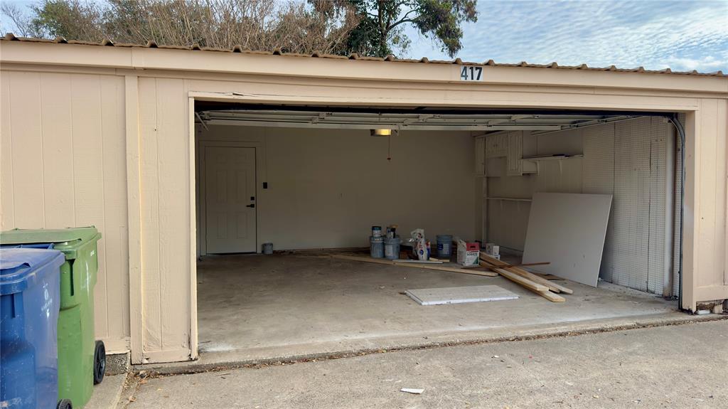 Centre Villa - Residential