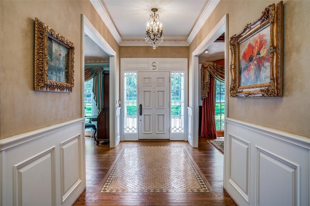 10033 Hollow Way Road