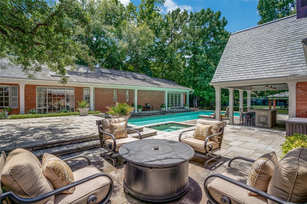 Broadmoor Park - Residential