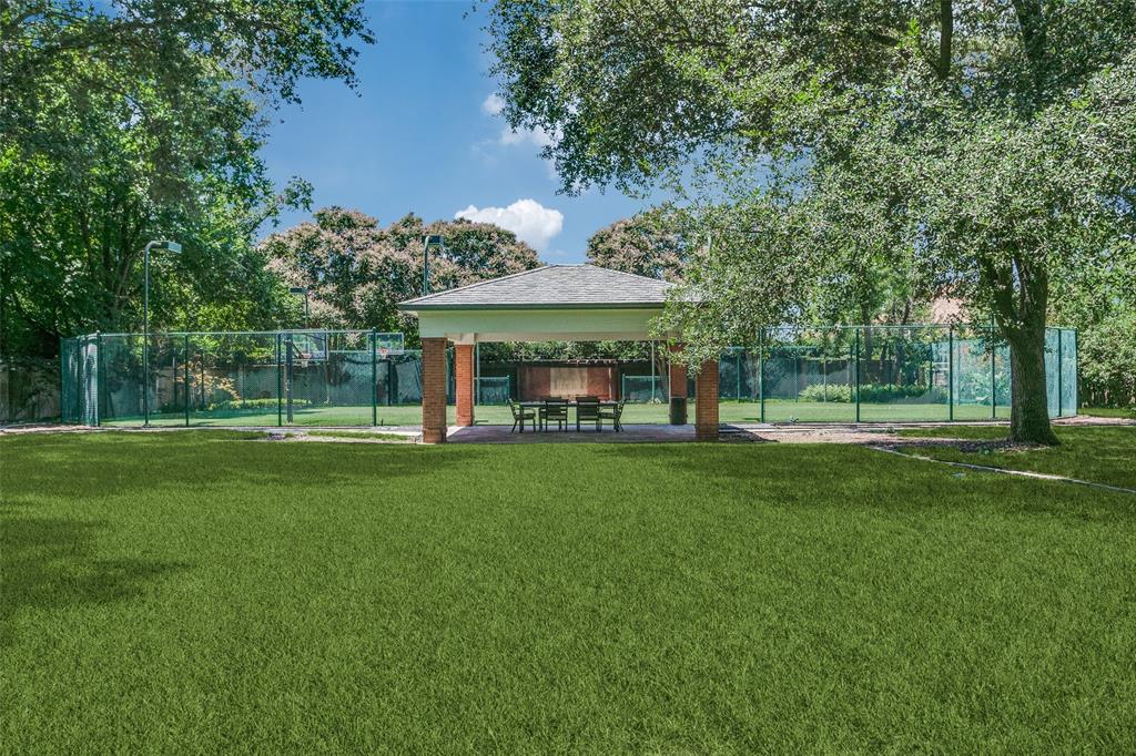 Broadmoor Park - Residential