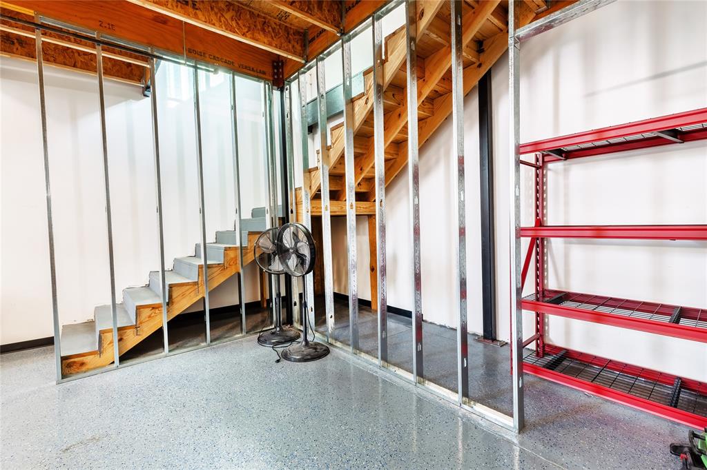 Garages of Texas - Commercial Sale