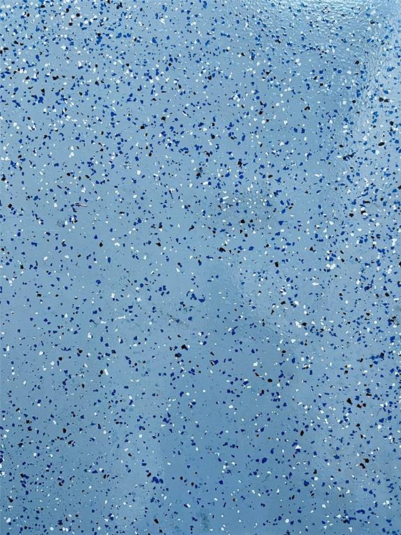 Garages of Texas - Commercial Sale