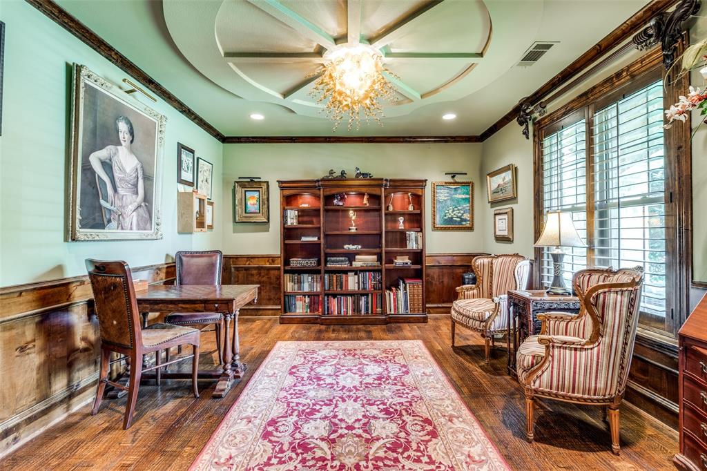 6111 Palo Pinto Avenue