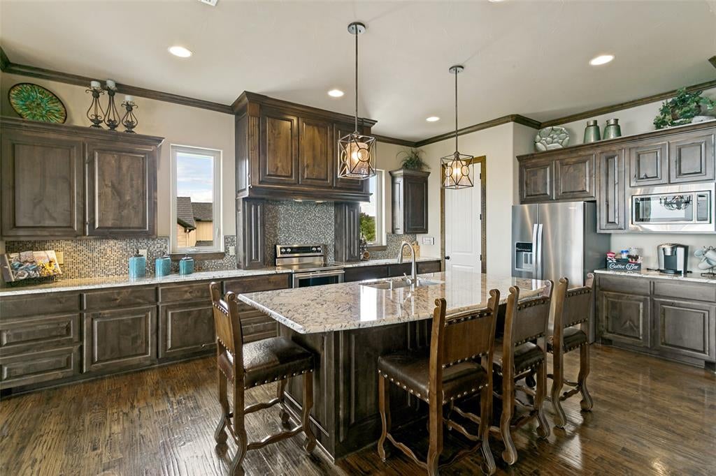 15 Bay Hill Drive