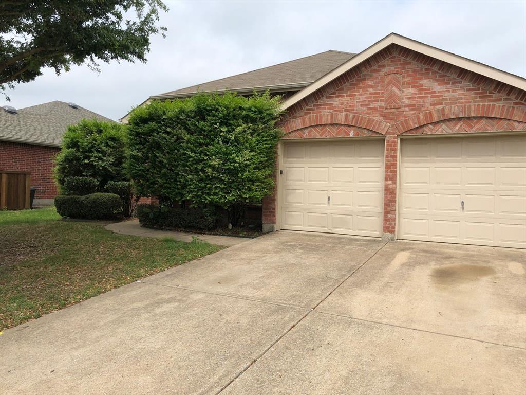 308 Chinaberry Trail