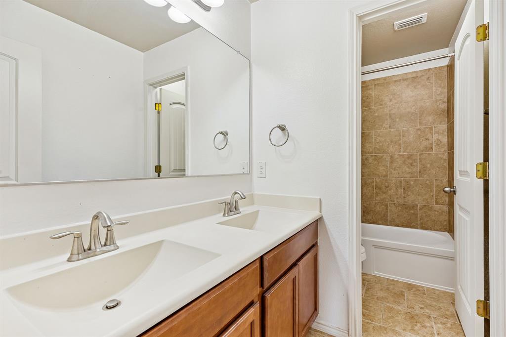 PRESTWYCK - Residential