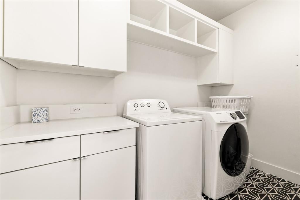 Lovers Lane Village - Residential