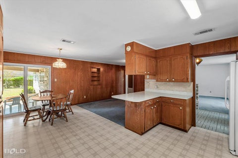Tiny photo for 1919 Camille Street, Bossier City, LA 71112 (MLS # 21396631)