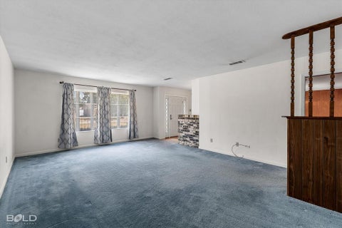 Tiny photo for 1919 Camille Street, Bossier City, LA 71112 (MLS # 21396631)