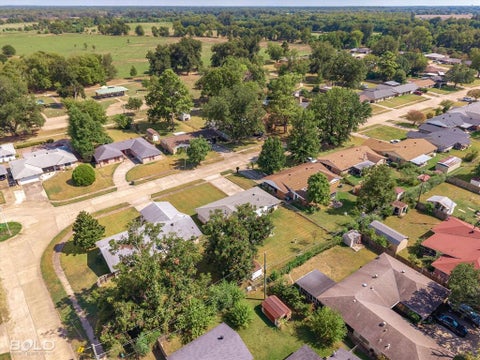 Tiny photo for 1919 Camille Street, Bossier City, LA 71112 (MLS # 21396631)