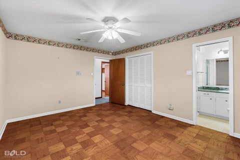 Tiny photo for 1919 Camille Street, Bossier City, LA 71112 (MLS # 21396631)