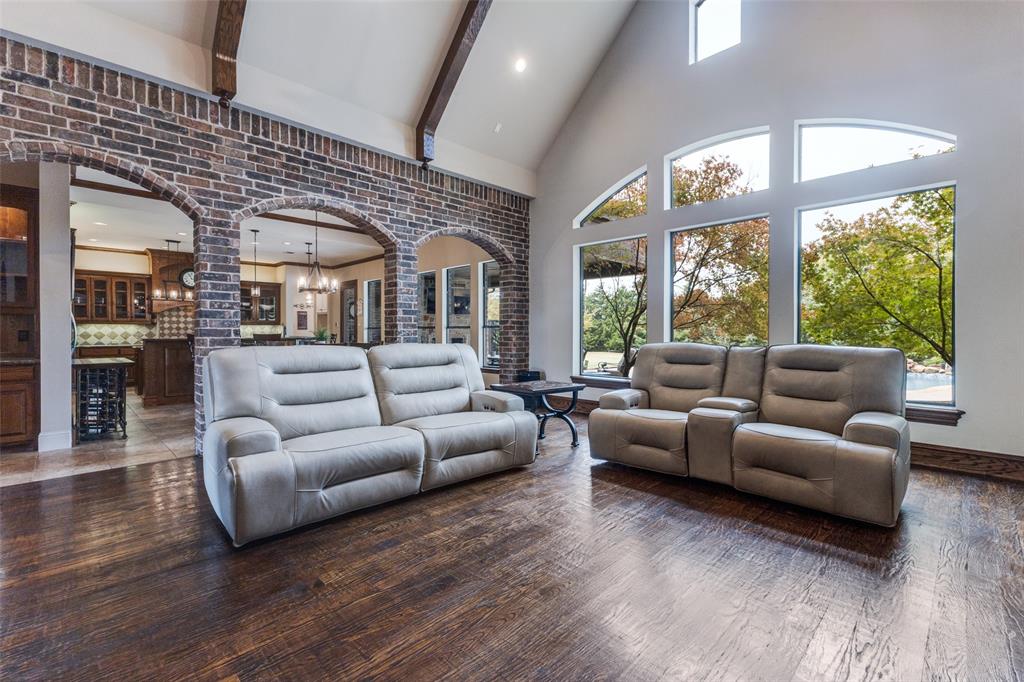 Wyndemere II - Residential