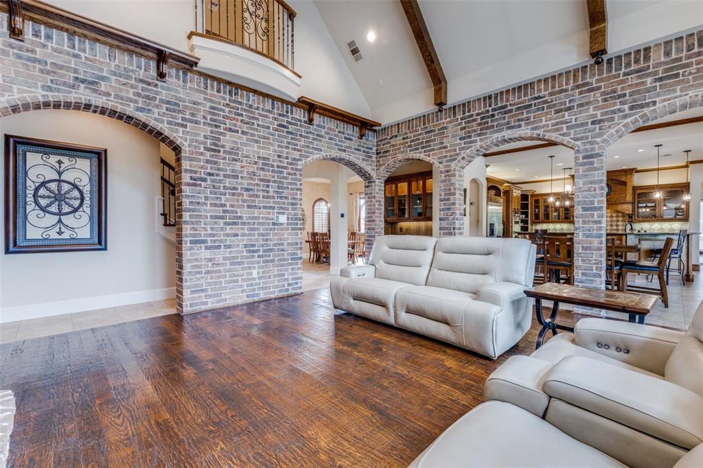 Wyndemere II - Residential