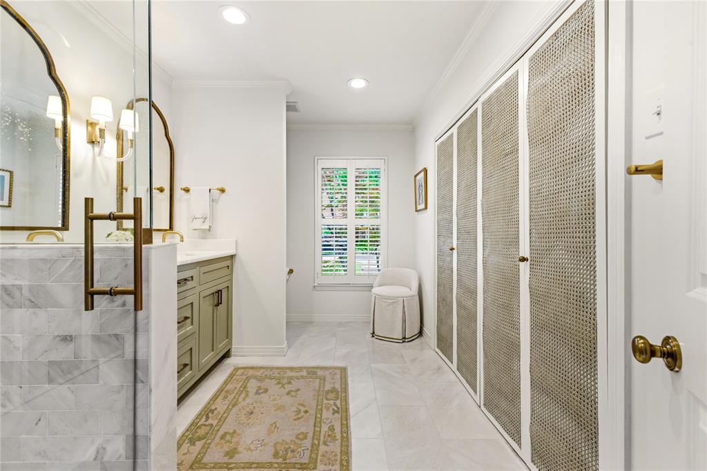 EAST INWOOD ESTATES - Residential