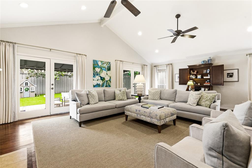 EAST INWOOD ESTATES - Residential