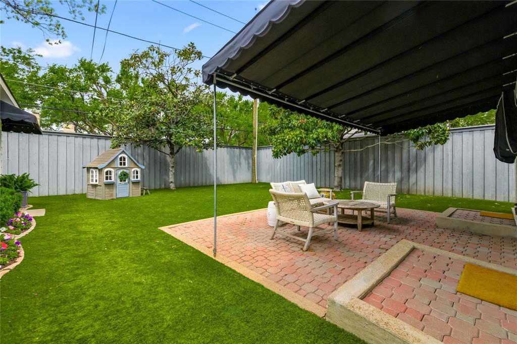 EAST INWOOD ESTATES - Residential