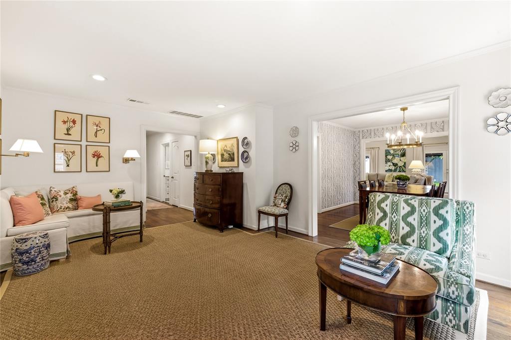EAST INWOOD ESTATES - Residential