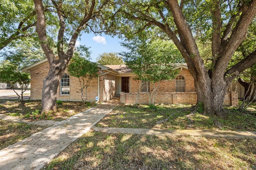 5812 Lance Court