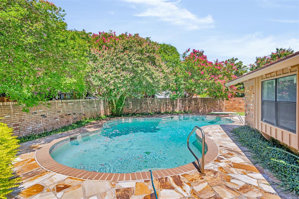 Northwood Hills 01 - Residential Lease