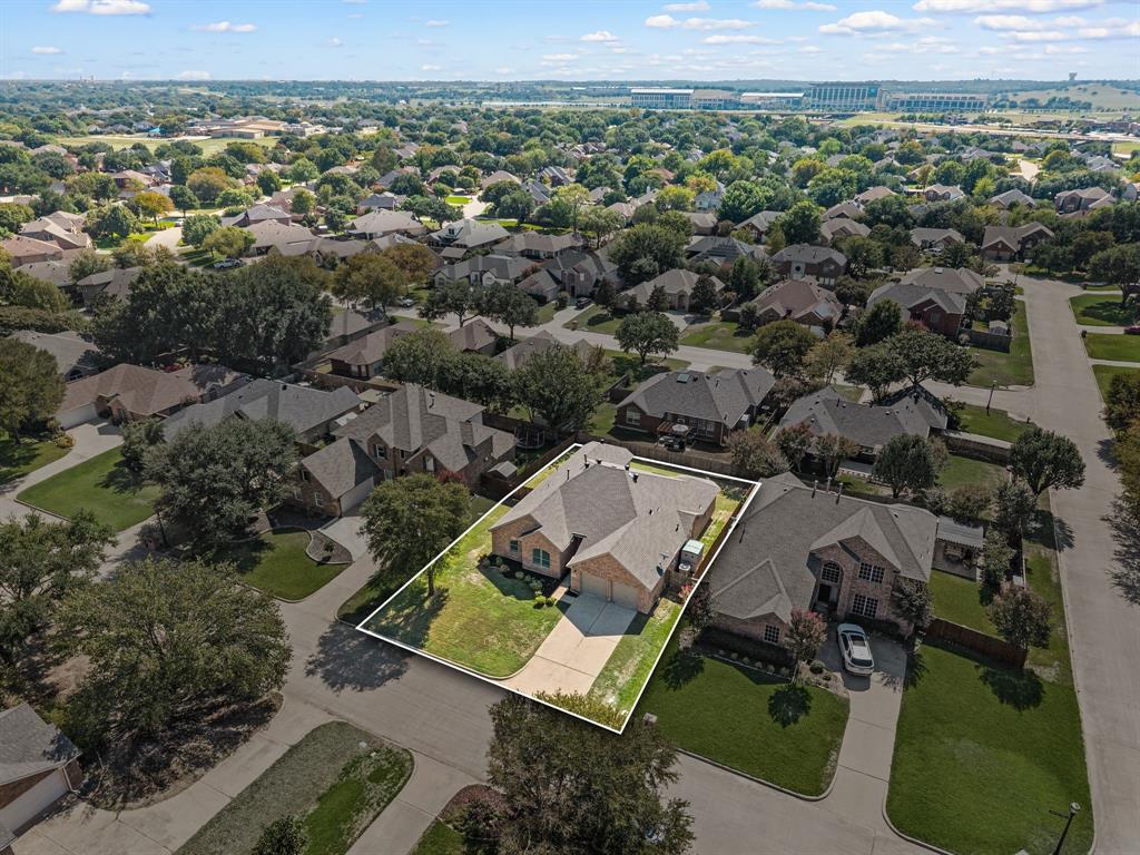 329 Village Trail