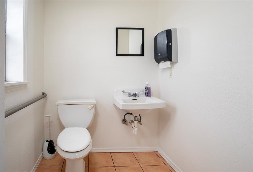 PARKER HILL RANCH SUBD - Commercial Sale