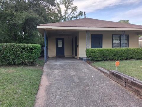 104 E Elmwood Street Shreveport LA 71104