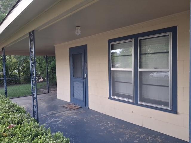 104 E Elmwood Street