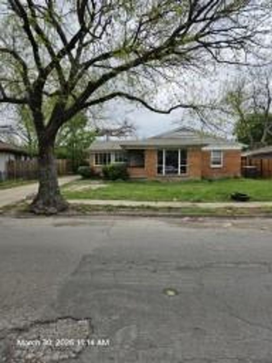 Bring your investors to rehab this property and rent or resale. Many homes in this area are being renovated. Access to all amenities including freeways, shopping and parks. The HVAC and water heater appear to be in good condition. Needs new roof, windows, appliances, flooring, int and ext paint and general repairs.