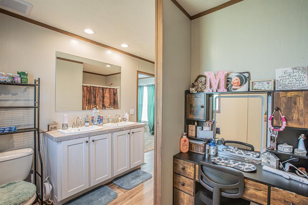 Runaway Bay Unit 5 - Residential