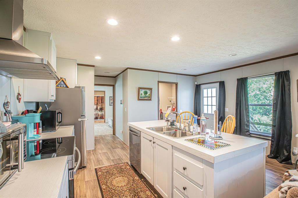 Runaway Bay Unit 5 - Residential