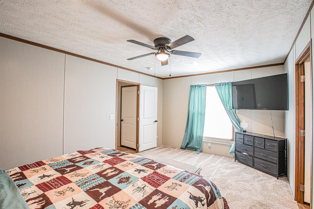 Runaway Bay Unit 5 - Residential