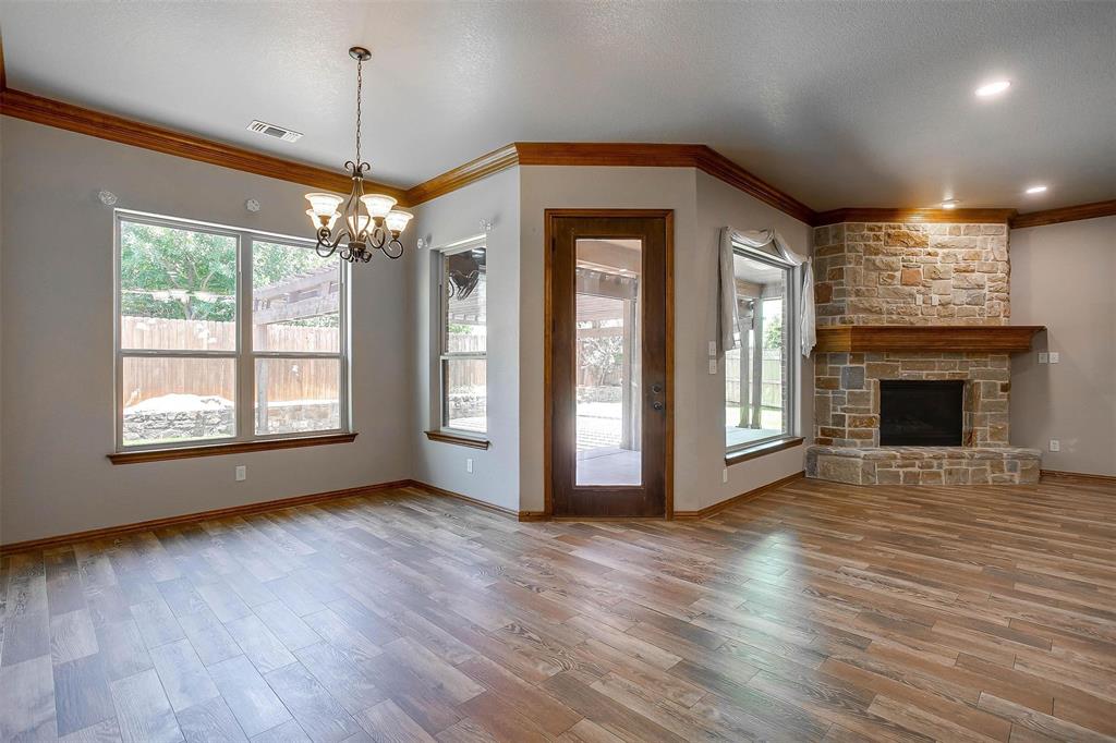 2811 Willow Ridge Circle