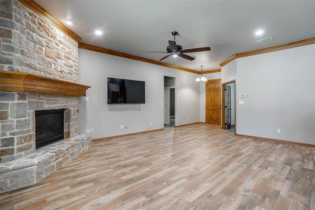 2811 Willow Ridge Circle