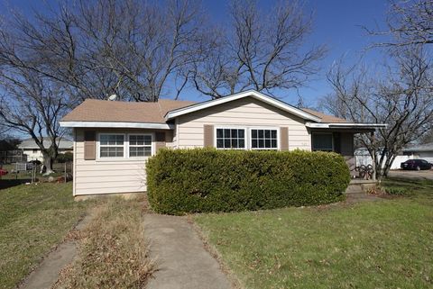 A home in Cleburne