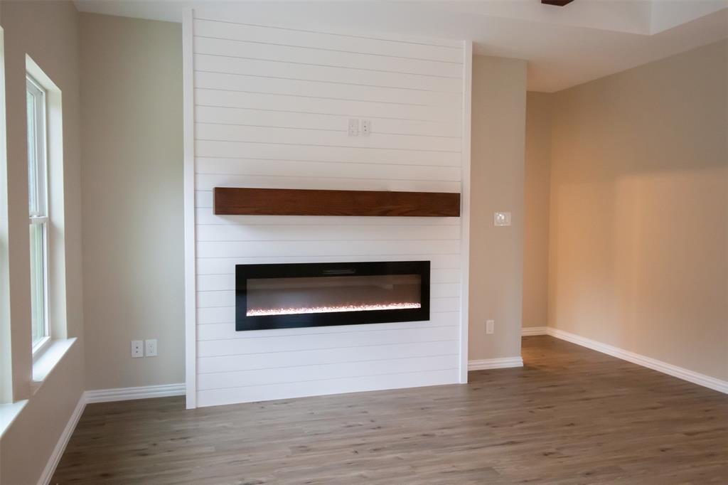 SPRING BRANCH ACRES - Residential