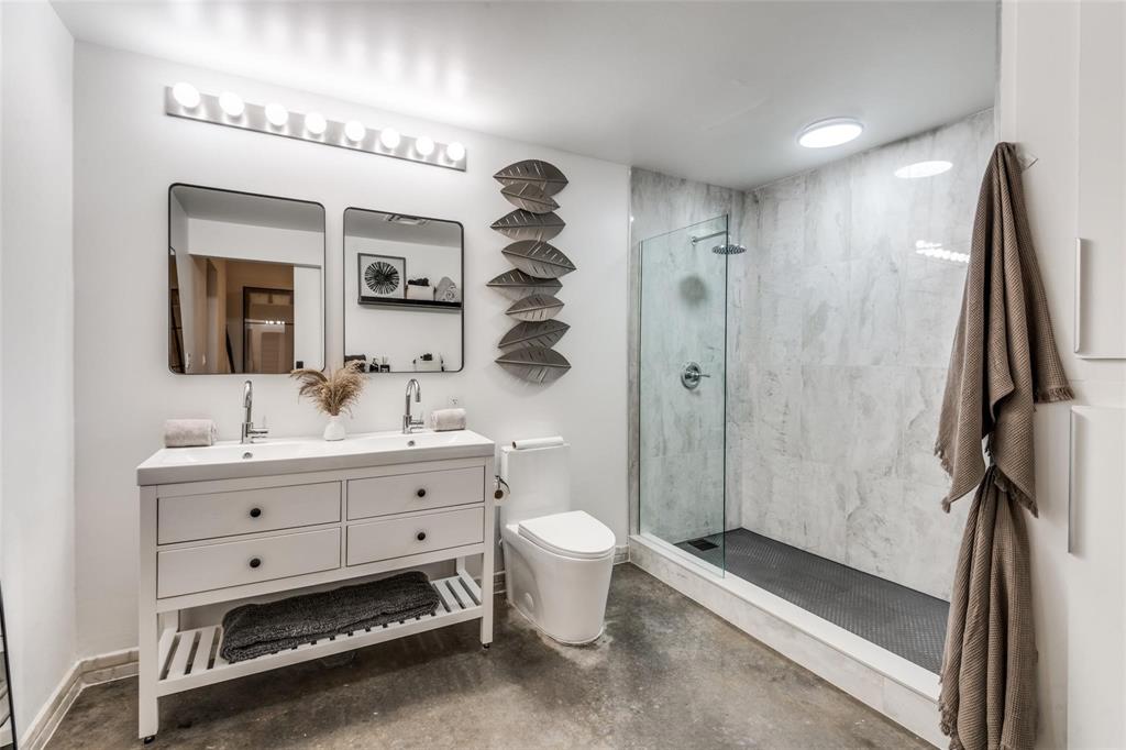 Soco Urban Lofts - Residential Lease