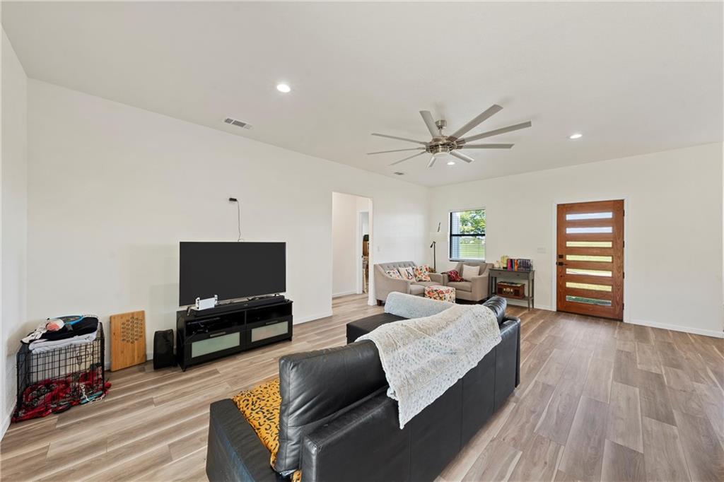 Bumelis - Residential