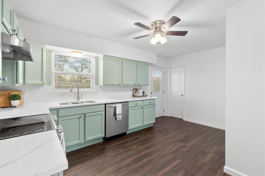 Valwood Park 02 - Residential