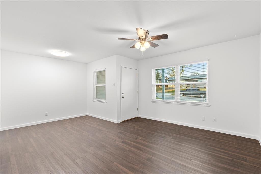 Valwood Park 02 - Residential