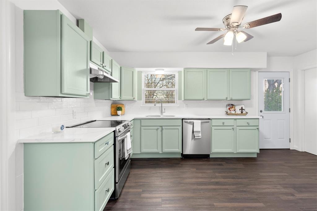 Valwood Park 02 - Residential