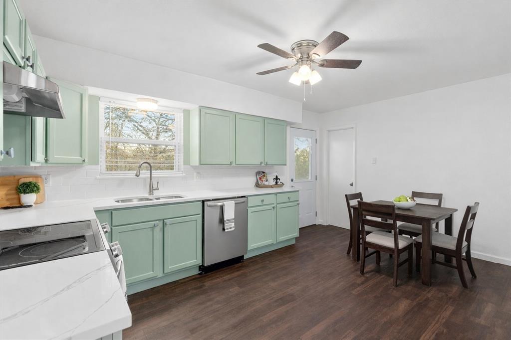 Valwood Park 02 - Residential