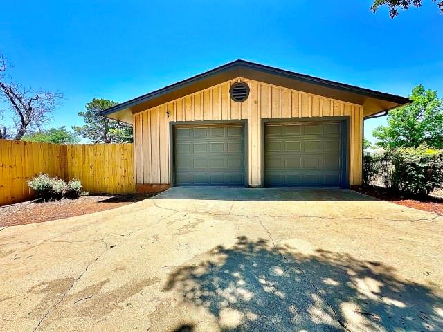 1506 Crescent Drive