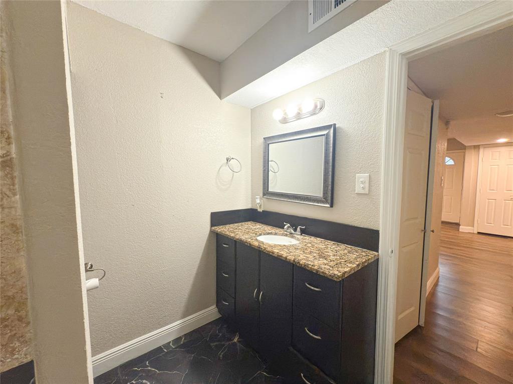 Cazen Condo - Residential Lease