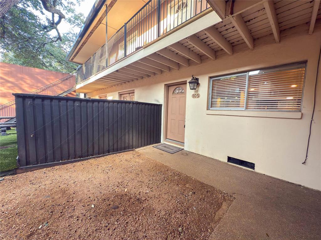 Cazen Condo - Residential Lease