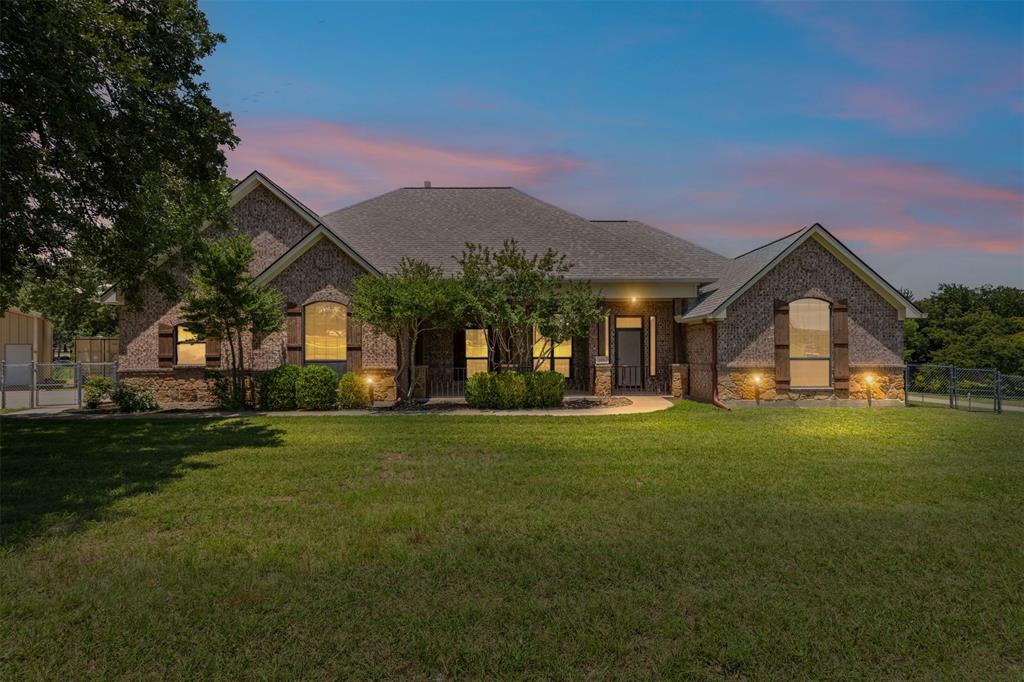 103 Hedges Circle