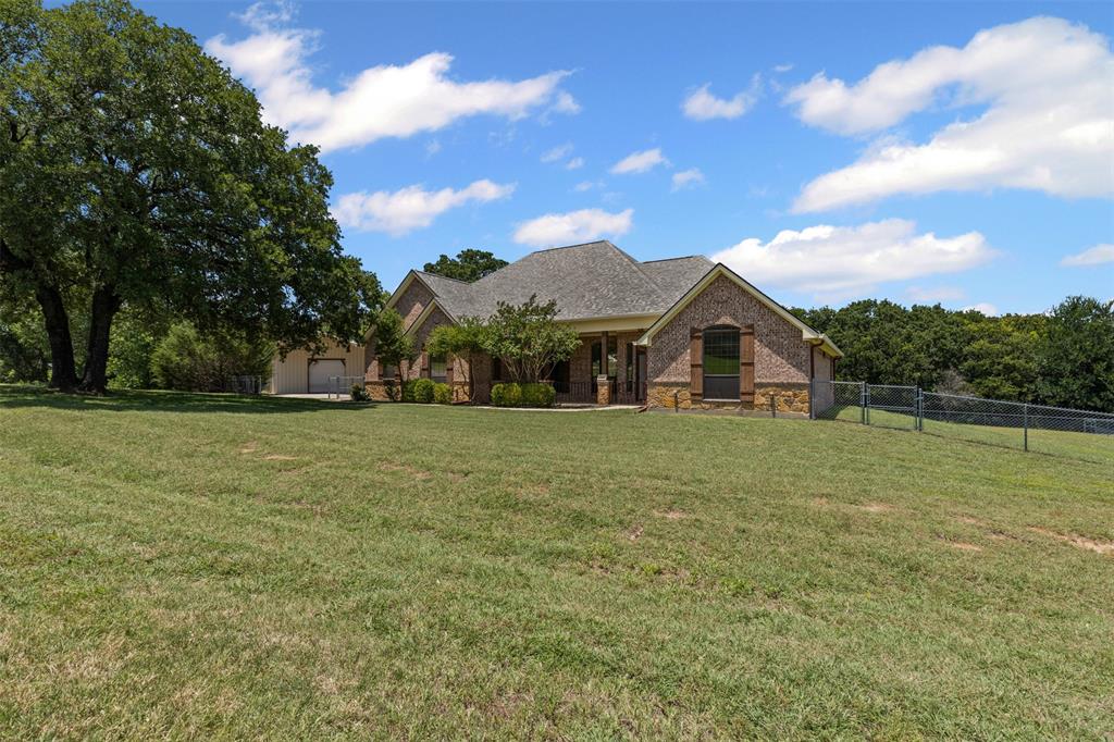 103 Hedges Circle