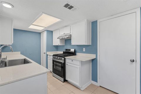 Tiny photo for 301 Suzanne Street, Palmer, TX 75152 (MLS # 21101159)