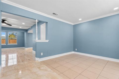 Tiny photo for 301 Suzanne Street, Palmer, TX 75152 (MLS # 21101159)
